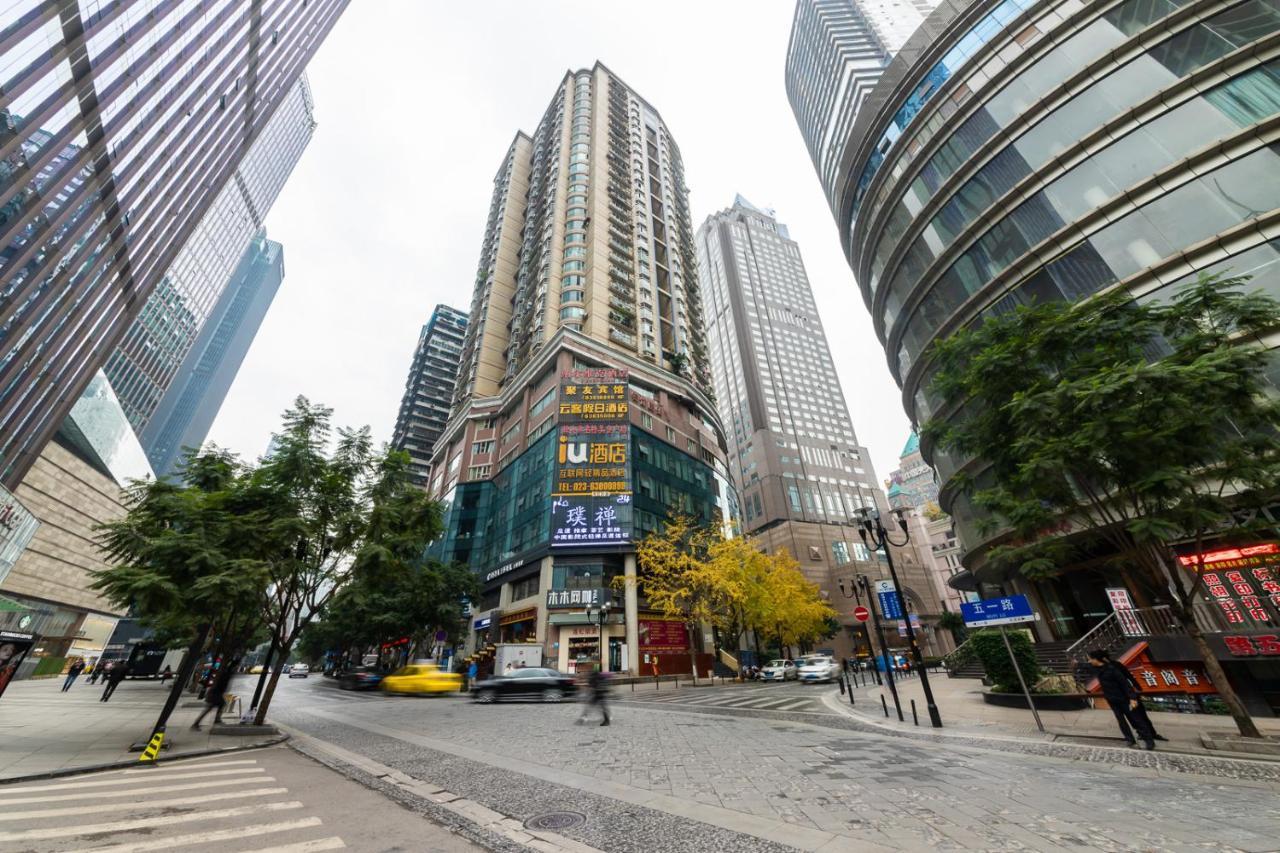 Iu Hotel Chongqing Jiefangbei Eksteriør billede